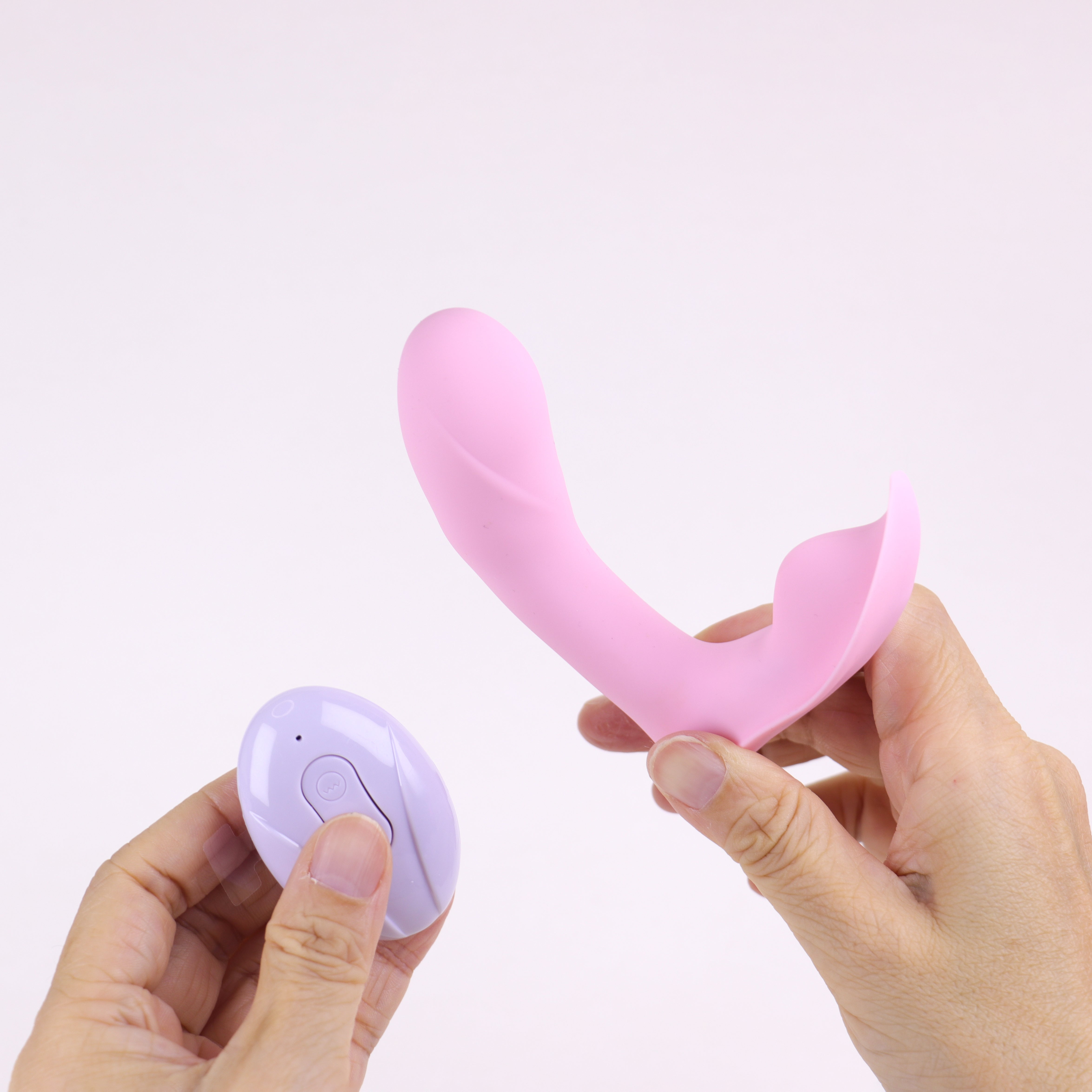 PinkyPulse Wearable Thrusting Vibrator