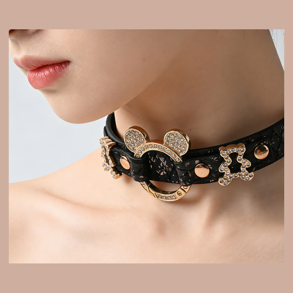 Snake-Print Bondage Choker with Leash - product image 7