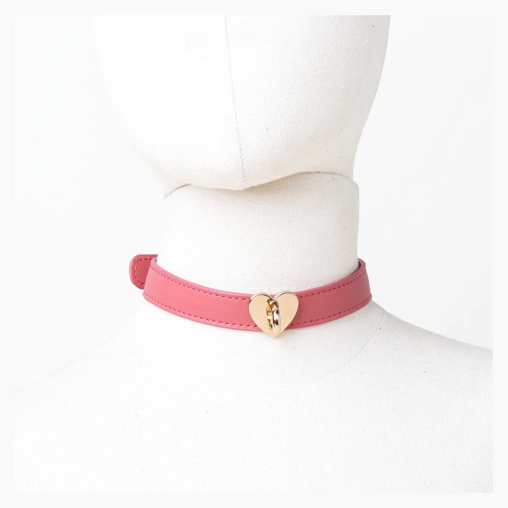 Heart-Lock Detail Leather Bondage Collar with Leash - product image 2