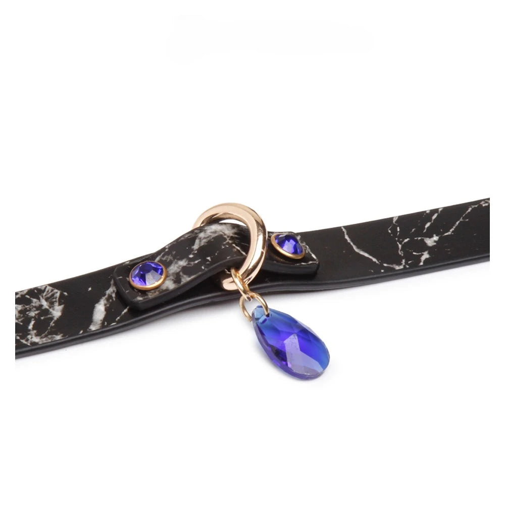 Teardrop Pendant BDSM Necklace Collar with Leash - product image 7