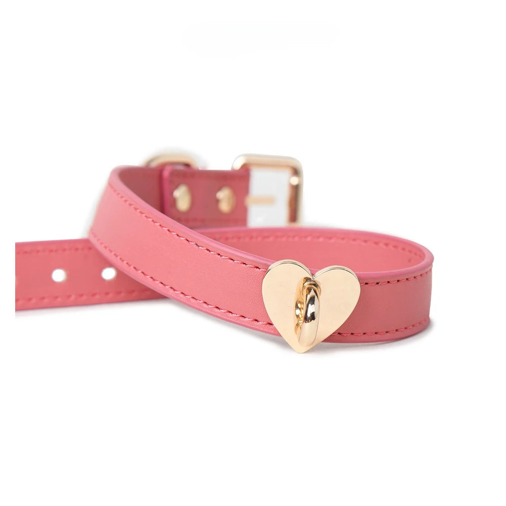 Heart-Lock Detail Leather Bondage Collar with Leash - product image 3