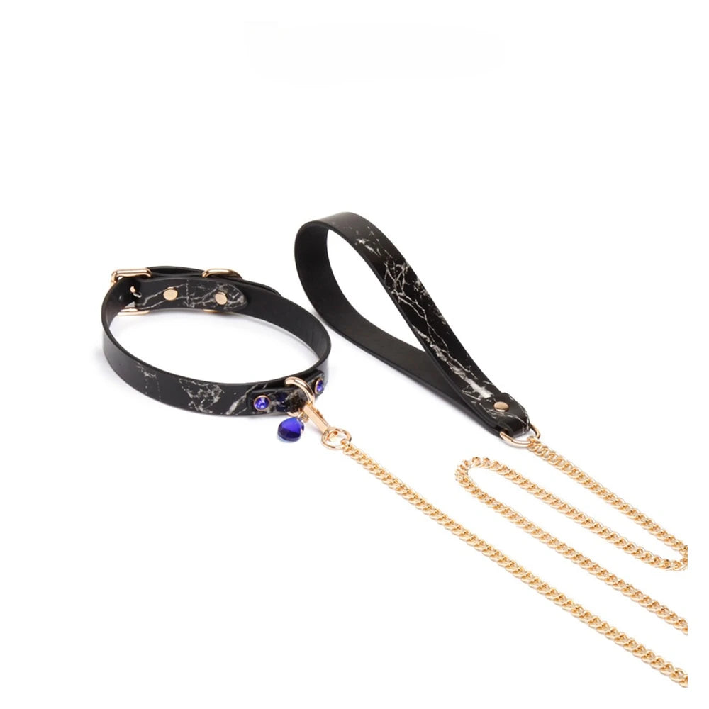 Teardrop Pendant BDSM Necklace Collar with Leash - product image 5