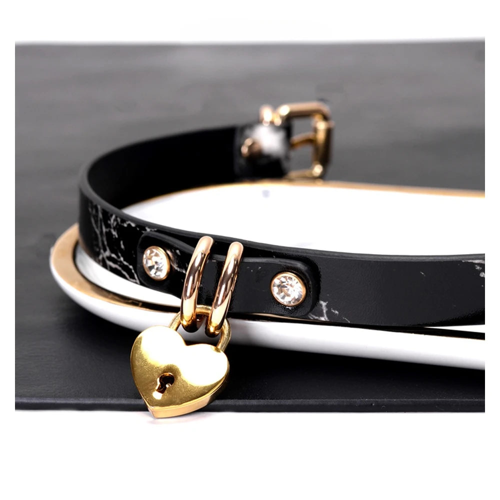 Wide O-Ring Leather Bondage Collar with Leash - product image 4